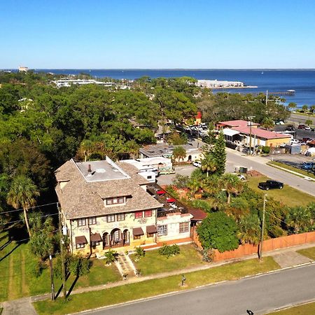 Casa Coquina Del Mar Bed And Breakfast Тітусвілл Екстер'єр фото